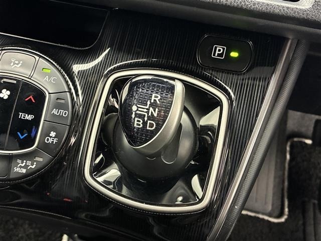 Toyota ESQUIRE 2020 7229112-11