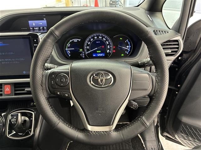 Toyota ESQUIRE 2020 7229112-3
