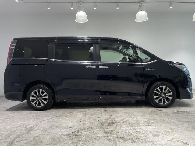 Toyota ESQUIRE 2017 7229133-2