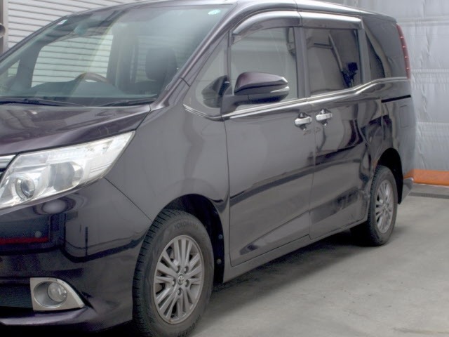Toyota ESQUIRE 2015 7229436-4