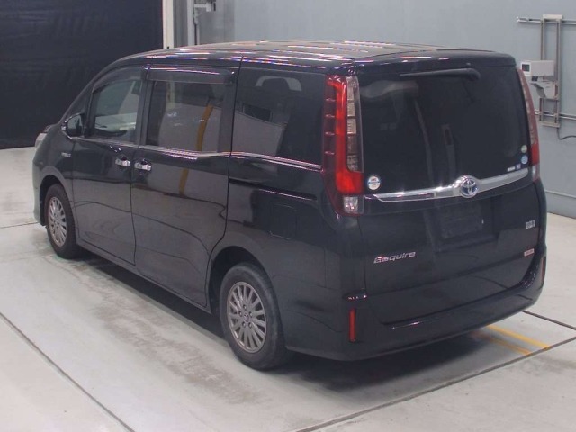 Toyota ESQUIRE 2017 7229475-6
