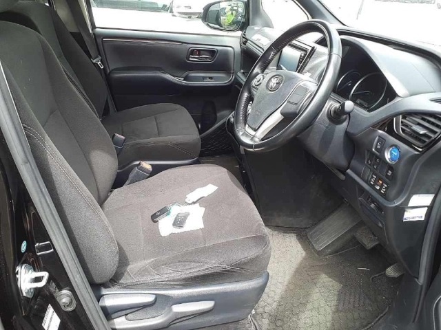 Toyota ESQUIRE 2017 7229475-8