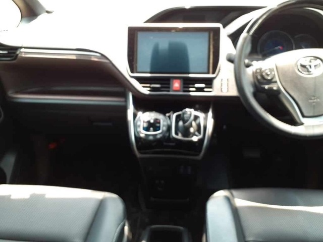 Toyota ESQUIRE 2018 7229476-9