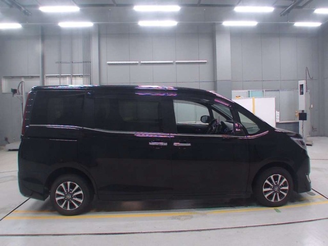 Toyota ESQUIRE 2020 7229503-3