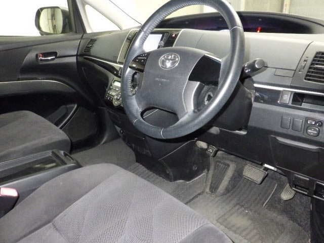 Toyota ESTIMA 2013 7230260-3