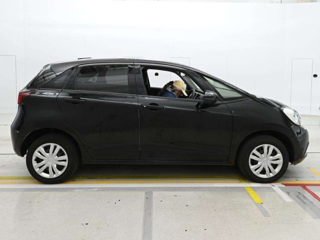 Honda FIT 2022 7234871-3