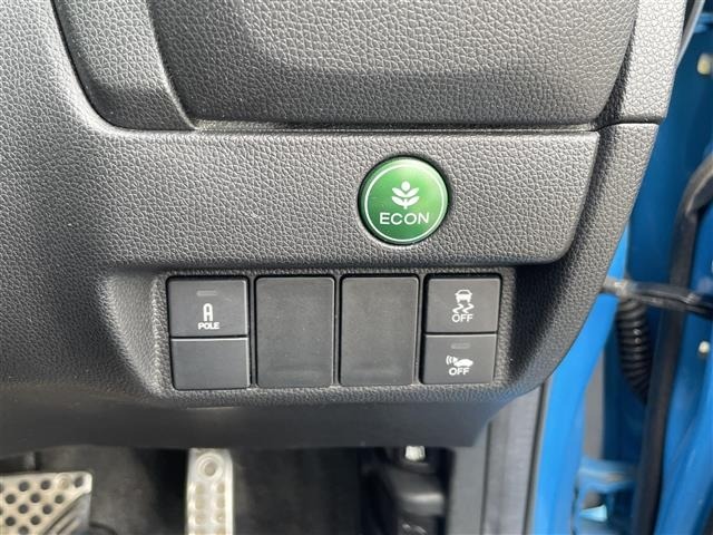 Honda FIT 2013 7234938-17