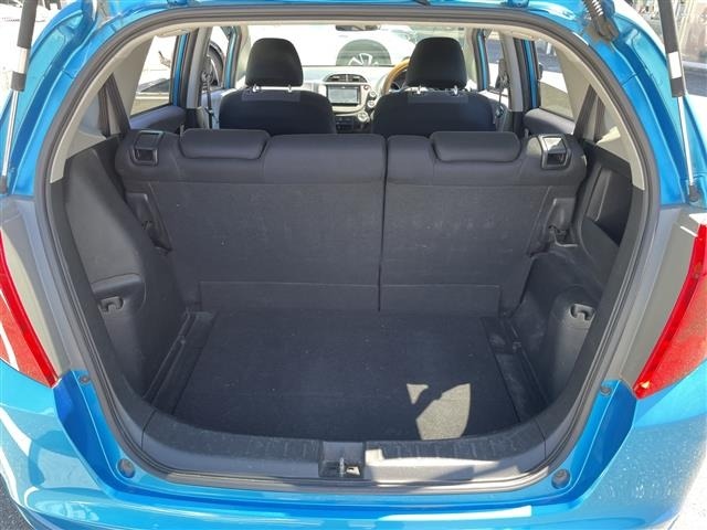 Honda FIT 2010 7235012-6