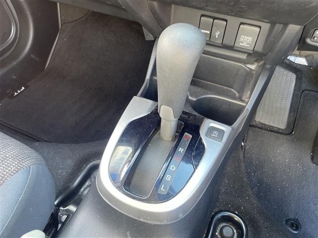 Honda FIT 2013 7235056-17