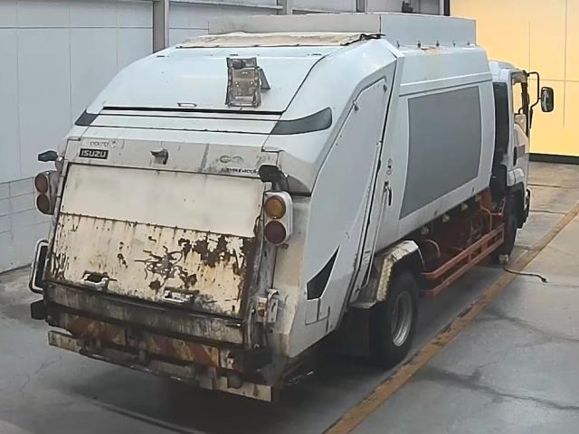 Isuzu FORWARD 2015 7208802-1