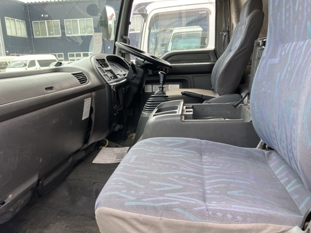 Isuzu FORWARD 2003 7208834-5