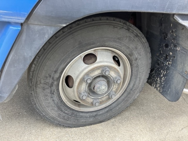 Isuzu FORWARD 2003 7208834-8