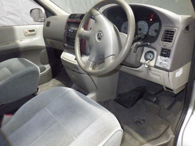 Toyota GRAND HIACE 2002 7229562-3