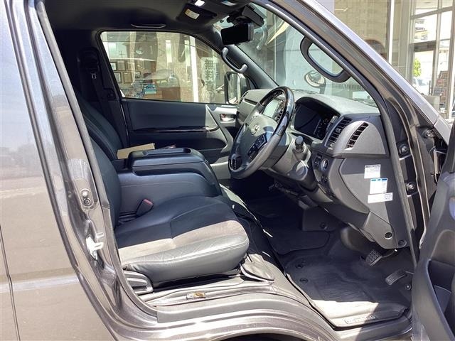 Toyota HIACE VAN 2021 7231064-15
