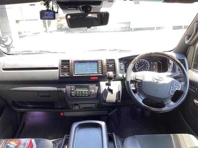 Toyota HIACE VAN 2021 7231064-18