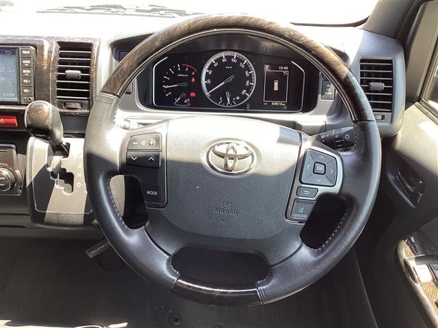 Toyota HIACE VAN 2021 7231064-19