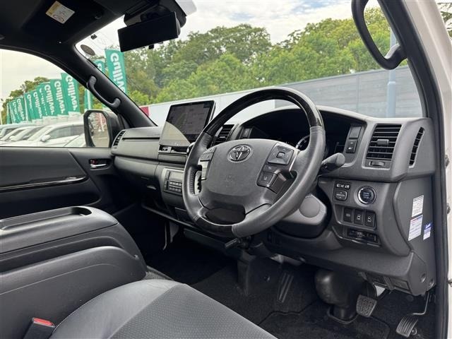 Toyota HIACE VAN 2021 7231065-1