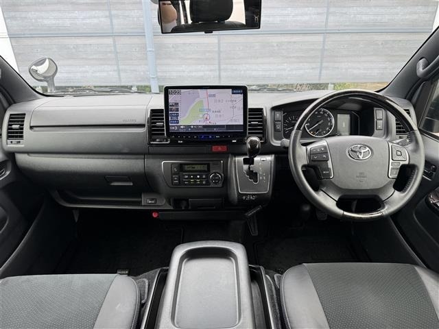 Toyota HIACE VAN 2021 7231065-14