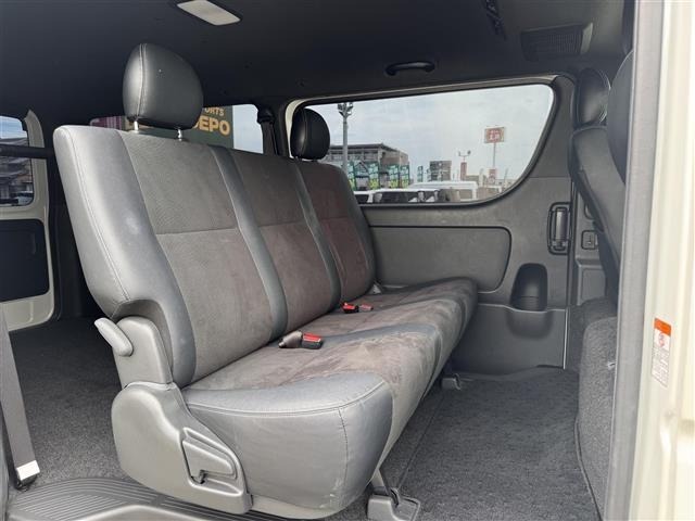 Toyota HIACE VAN 2021 7231065-7