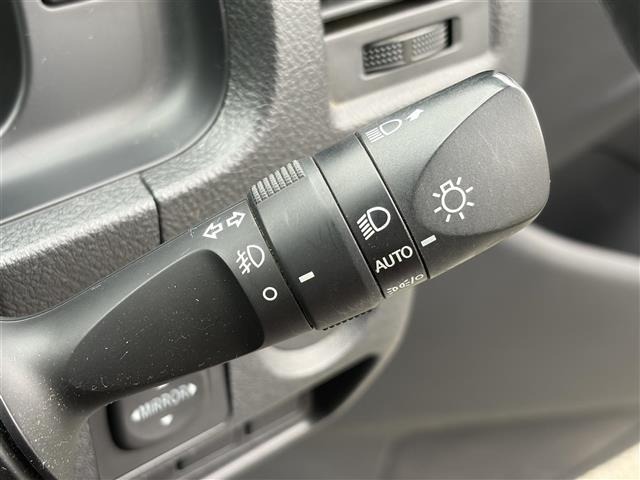 Toyota HIACE VAN 2021 7231073-11
