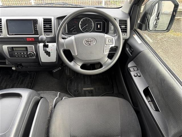 Toyota HIACE VAN 2021 7231073-15
