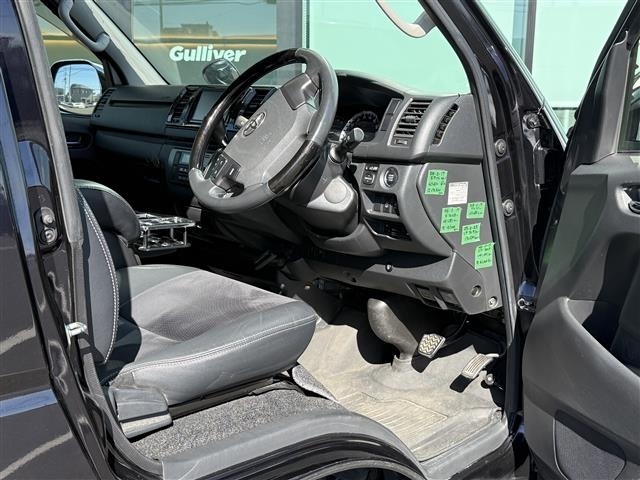 Toyota HIACE VAN 2015 7231081-3