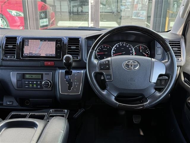 Toyota HIACE VAN 2015 7231081-4