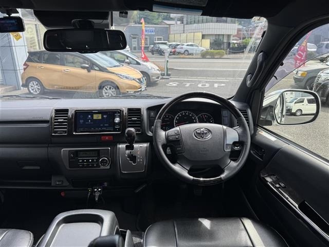 Toyota HIACE VAN 2019 7231082-14