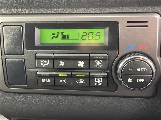 Toyota HIACE VAN 2022 7231089-11