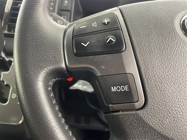 Toyota HIACE VAN 2022 7231089-16