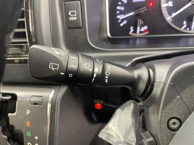 Toyota HIACE VAN 2022 7231089-19