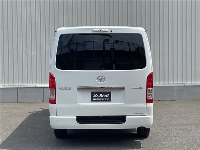 Toyota HIACE VAN 2023 7231090-2