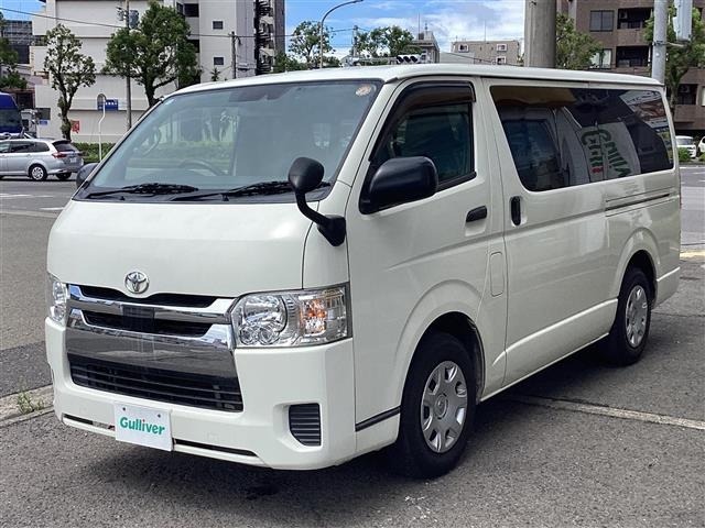Toyota HIACE VAN 2020 7231104-0
