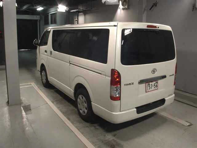 Toyota HIACE VAN 2019 7231780-1