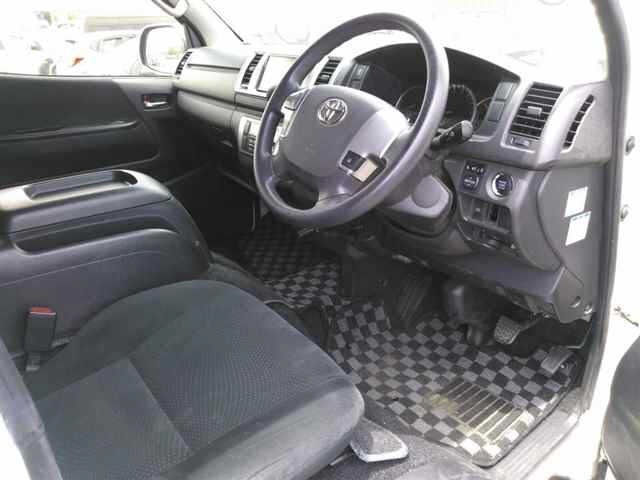 Toyota HIACE VAN 2019 7231780-3