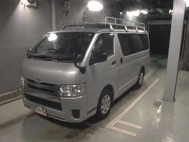 Toyota HIACE VAN 2020 7231790-4