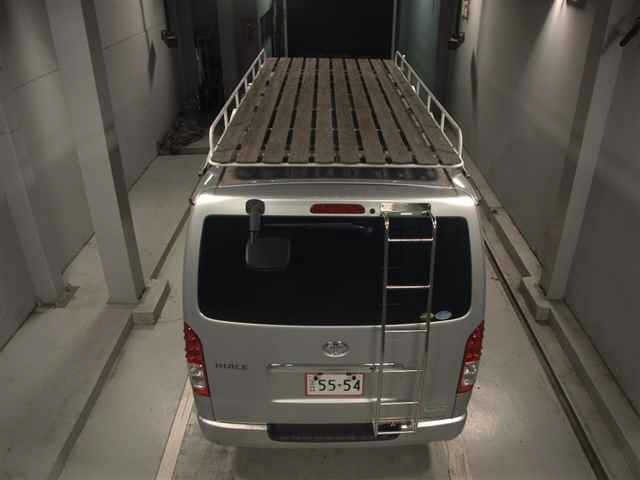 Toyota HIACE VAN 2020 7231790-7