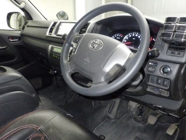 Toyota HIACE VAN 2014 7231936-3