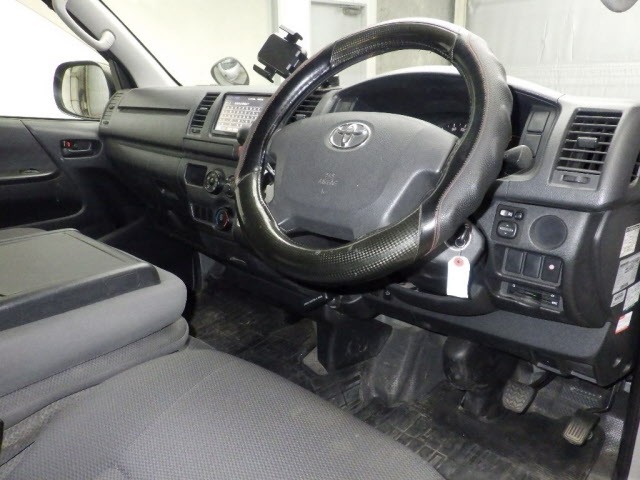 Toyota HIACE VAN 2015 7231944-3