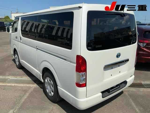 Toyota HIACE VAN 2020 7231959-1