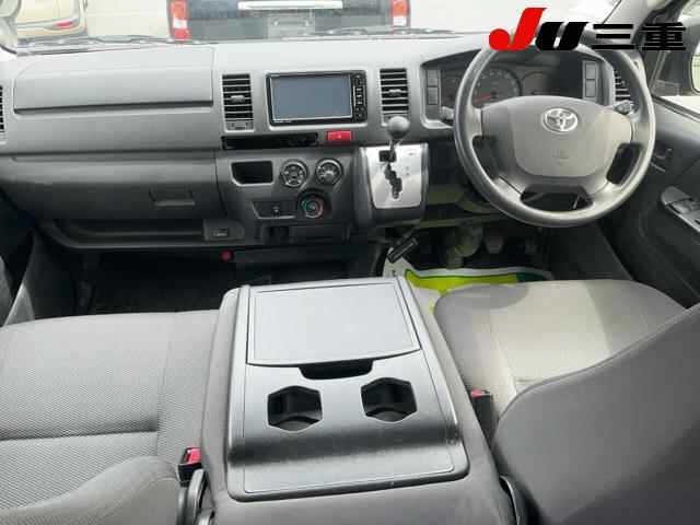 Toyota HIACE VAN 2017 7231973-8
