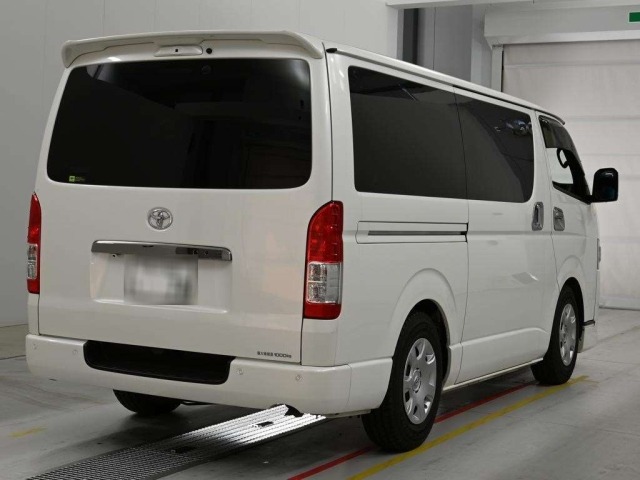 Toyota HIACE VAN 2023 7231979-1