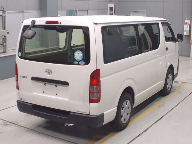 Toyota HIACE VAN 2020 7232019-1