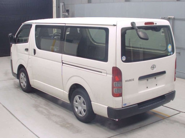 Toyota HIACE VAN 2020 7232019-6