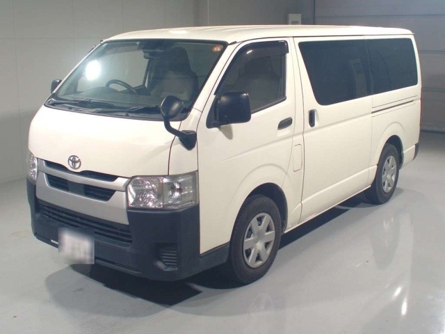 Toyota HIACE VAN 2021 7232042-0