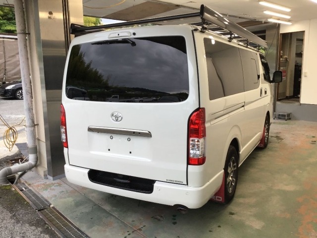 Toyota HIACE VAN 2024 7232043-4
