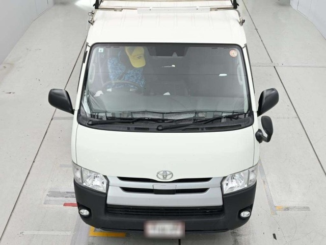 Toyota HIACE VAN 2019 7232077-7