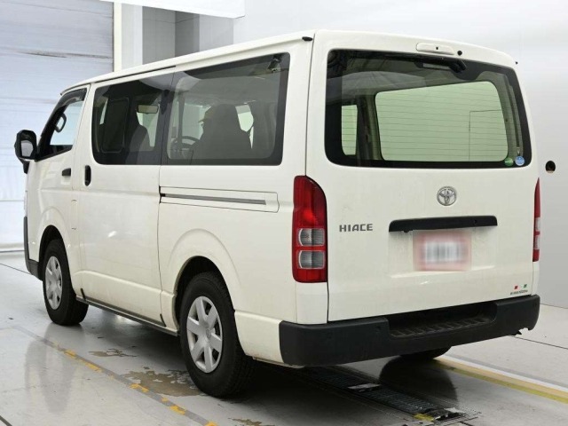 Toyota HIACE VAN 2021 7232086-6