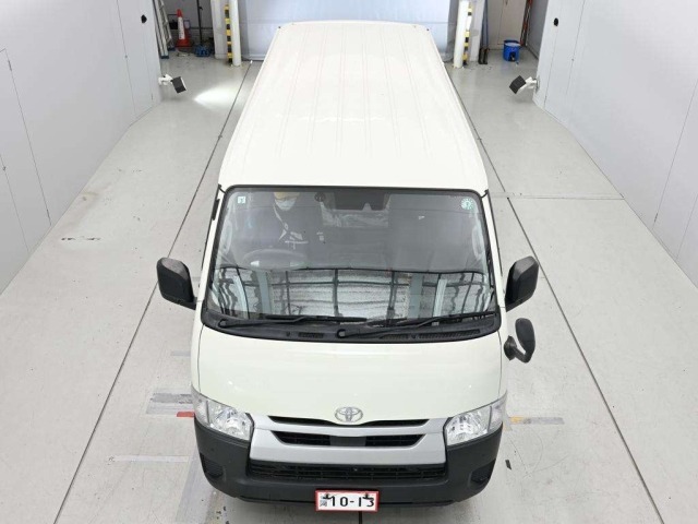 Toyota HIACE VAN 2021 7232086-7