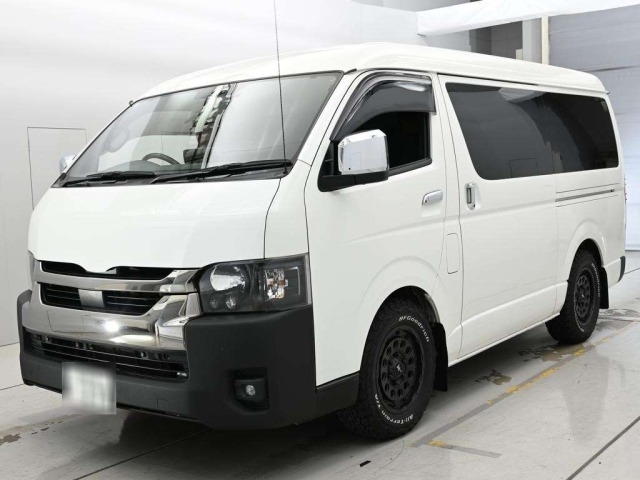 Toyota HIACE VAN 2022 7232087-0